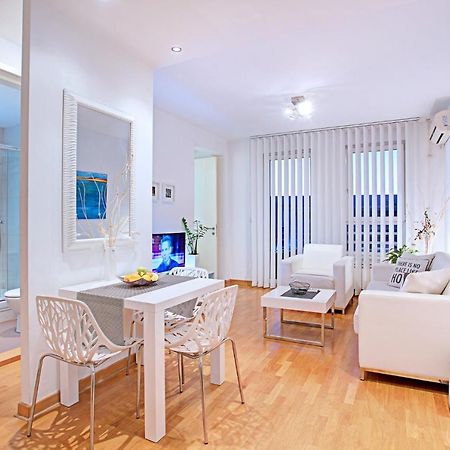Belville Luxury Apartment เบลเกรด ภายนอก รูปภาพ